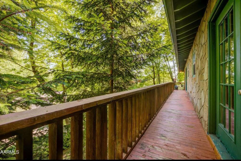 Moonshine Manor-Pets Ok-W/D-Pool Table-Arcade-Hot Tub Villa Gatlinburg Eksteriør bilde