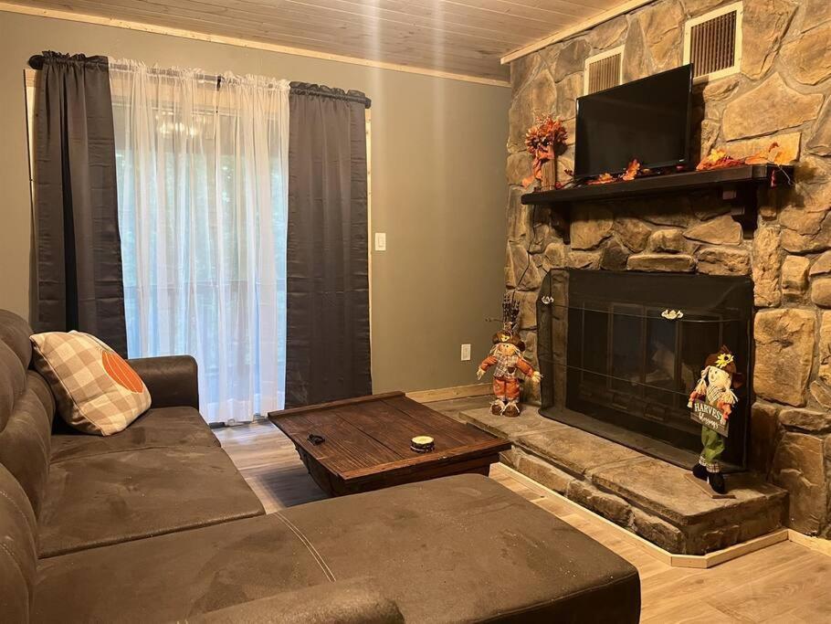 Moonshine Manor-Pets Ok-W/D-Pool Table-Arcade-Hot Tub Villa Gatlinburg Eksteriør bilde