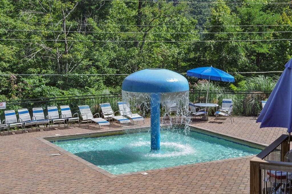 Moonshine Manor-Pets Ok-W/D-Pool Table-Arcade-Hot Tub Villa Gatlinburg Eksteriør bilde